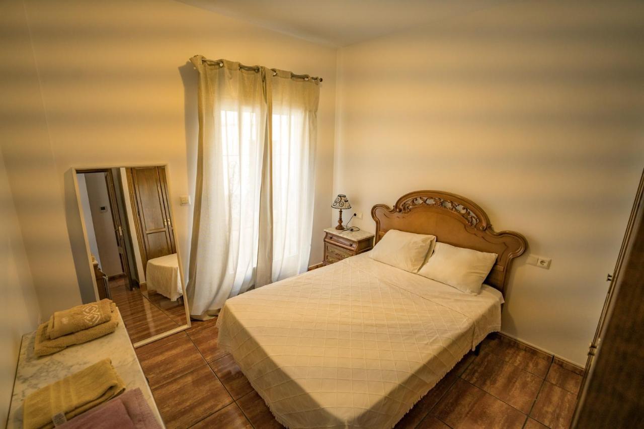 Calle Cruz Jubrique Εξωτερικό φωτογραφία
