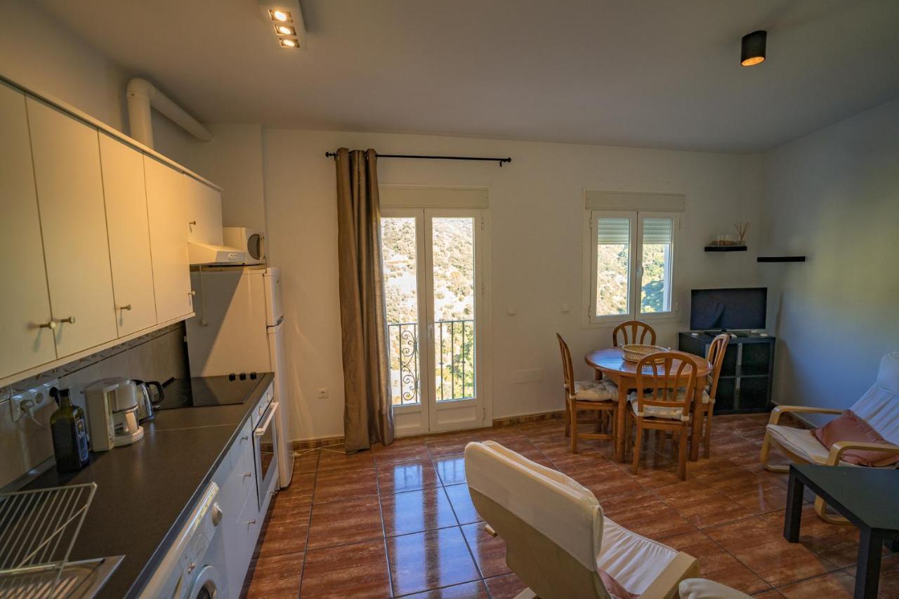 Calle Cruz Jubrique Εξωτερικό φωτογραφία